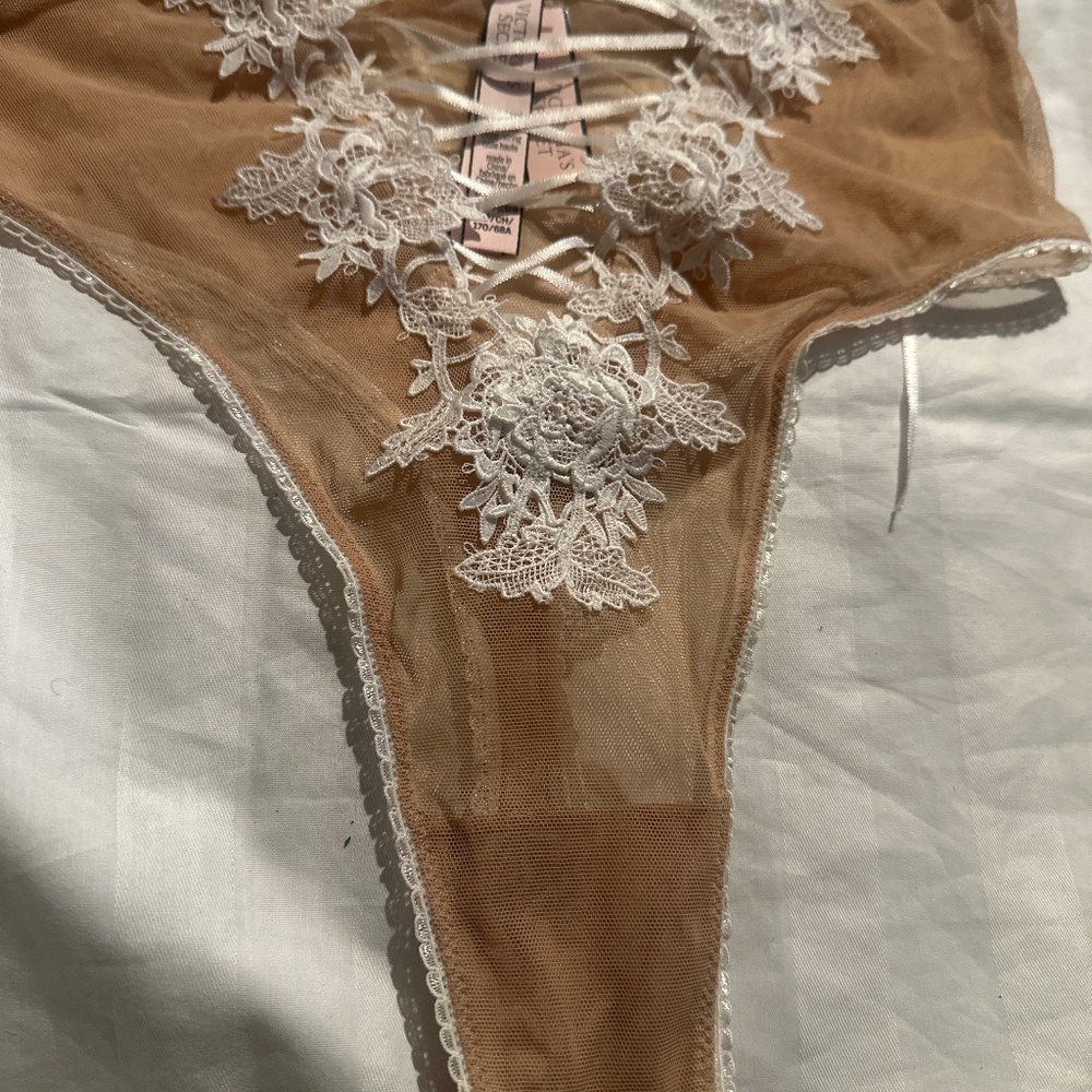 Victorias Secret High Waist Thong Panty S New